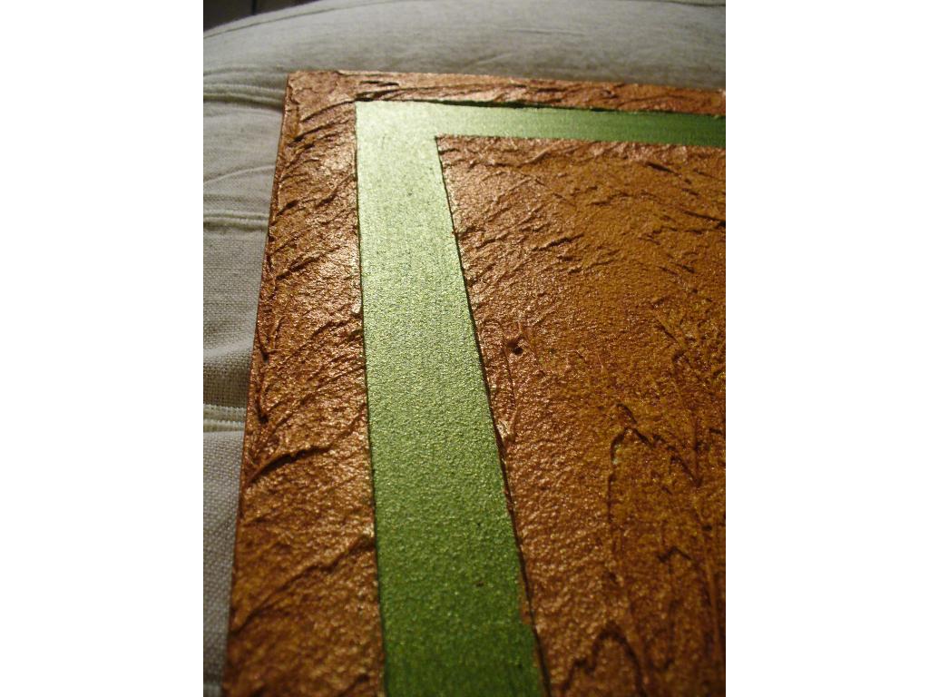 Relief - faktura i kolorystyka dowolna, pasek pokryty farbą metaliczna