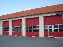 Bramy przemysłowe warsztatowe czerwone z panoramami (kolor RAL do wyboru)