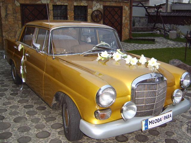 Samochód do ślubu mercedes w110 , Łódź, łódzkie