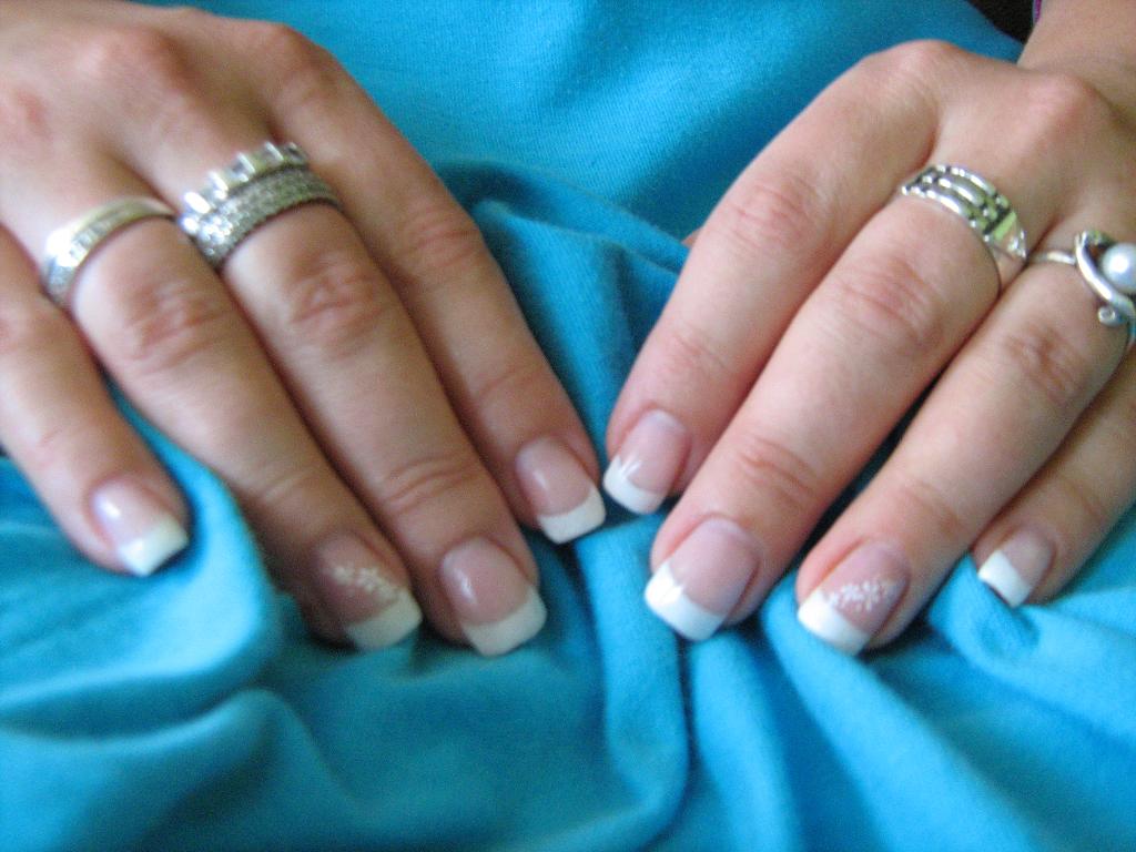 Tipsy, paznokcie żelowe, manicure, Tarnowskie Góry, śląskie