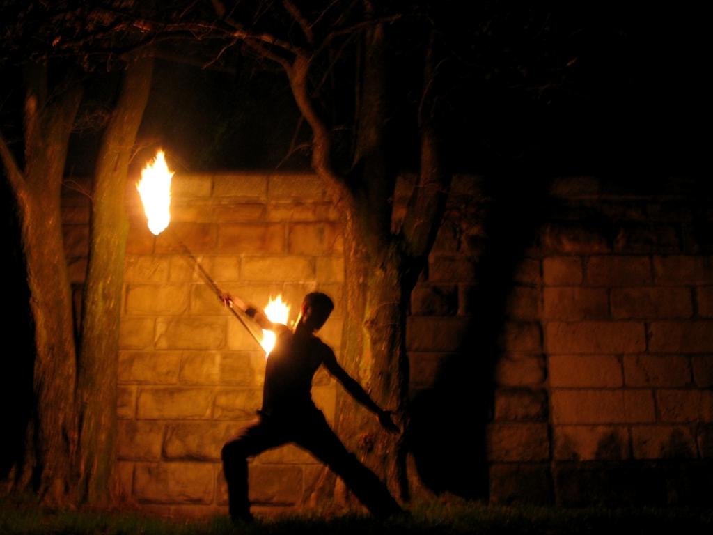 Kij - Sirrion - Pokaz ognia