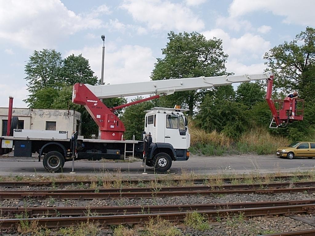 Podnośniki koszowe Wumag WT 300 z UDT - Windex