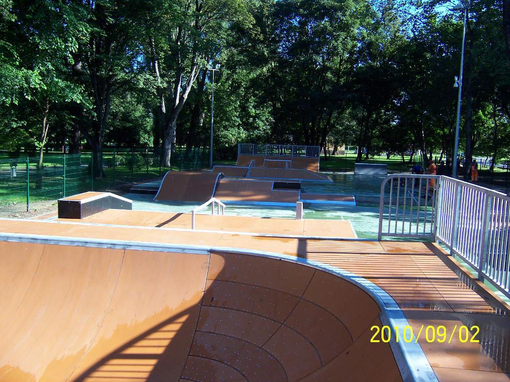 Nowe Skatepark w Nysa- X-Series Najnowsze tech, 3 wartswowe podloza