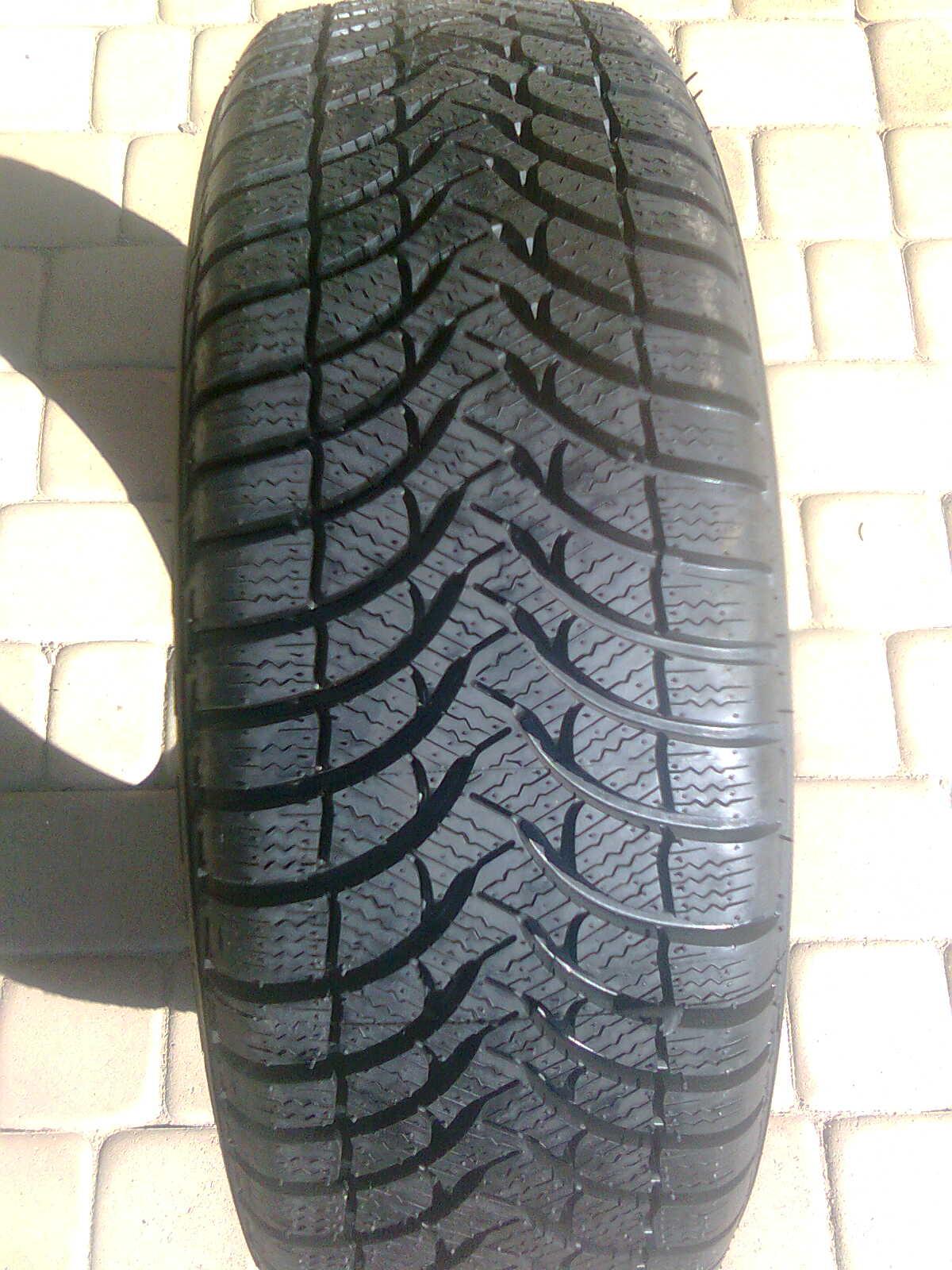 195/60R15 115ZŁ