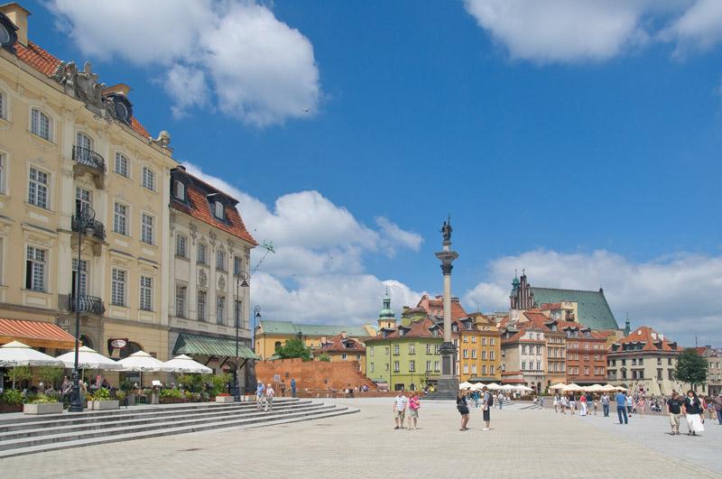 Dom Literatury z widokiem na pl. Zamkowy