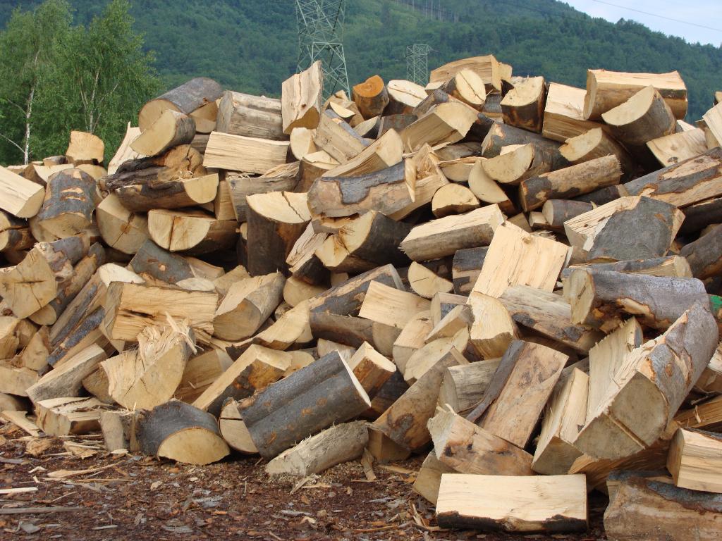 Sprzedaż drewna do komnków i pieców, Porąbka,Bielsko,Oświęcim,Żywiec,Kęty,Tychy, śląskie