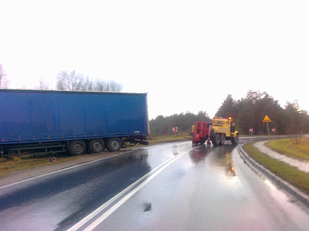 Pomoc Drogowa TIR HOL sam. ciężarowe, autobusy, Końskie, świętokrzyskie