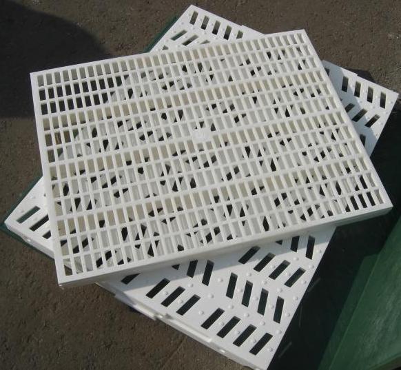 krata pomostowa wema vema, pomost podest linia produkcyjna, zabezpieczenie ażurowe przed wpadnięc