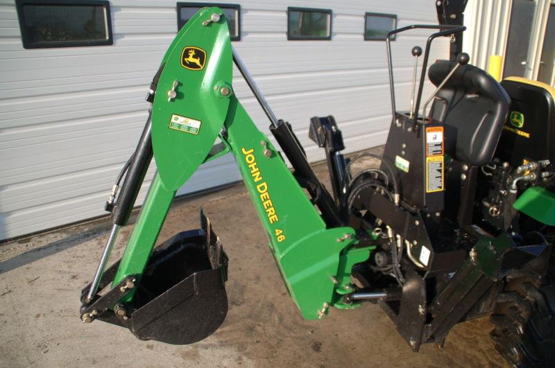 JOHN DEERE 2320 - 200CX