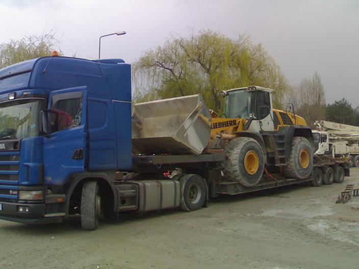 TRANSPORT KOMBAJNÓW CIĄGNIKÓW SIODŁOWYCH , POZNAŃ, wielkopolskie