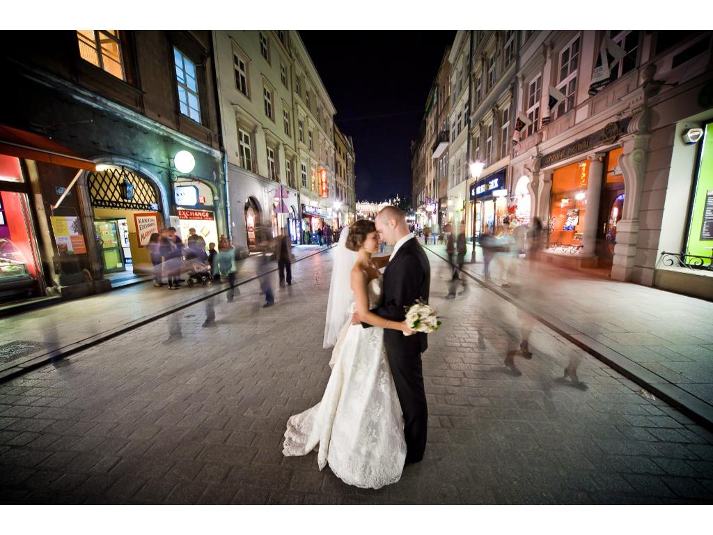 Plener ślubny na Rynku w Krakowie
