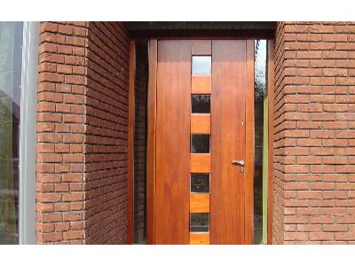 Drzwi zewnętrzne drewniane - kliknij, aby powiększyć