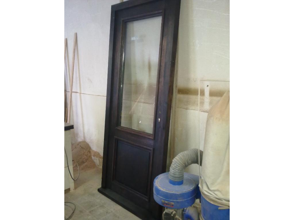 Produkcja drzwi z drewna klejonego, Ustka, pomorskie