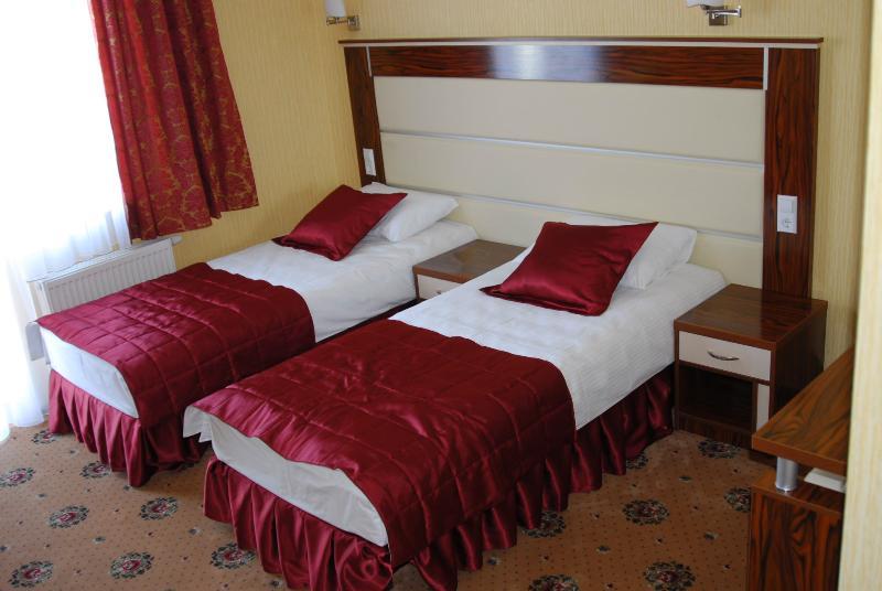 Hotel Status Lwów