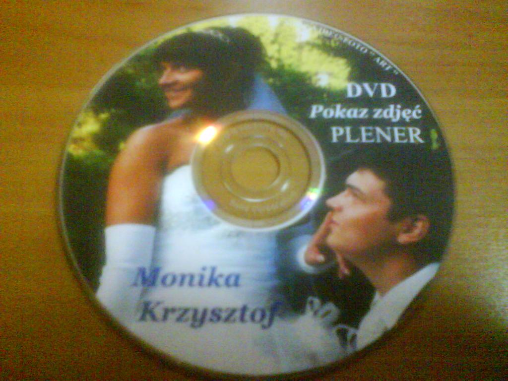 Uwaga! Przegrywanie kaset video VHS na płyty DVD!