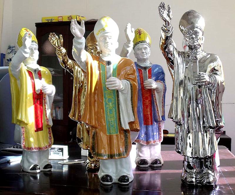 Jan Paweł II figurka ceramiczna papst pope, - Prusice, Polska, dolnośląskie