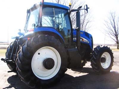 New Holland TG230   