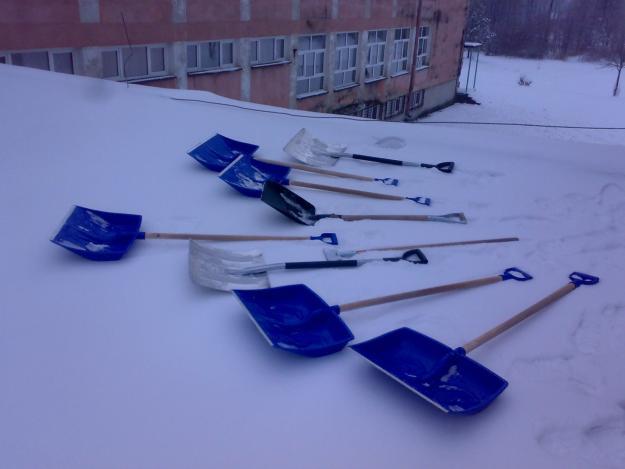 Odśnieżanie chodników, parkingów, dróg dojazdowych, dachów, Chorzów,Bytom,Świętochłowice,Katowice,Ruda Śl, śląskie