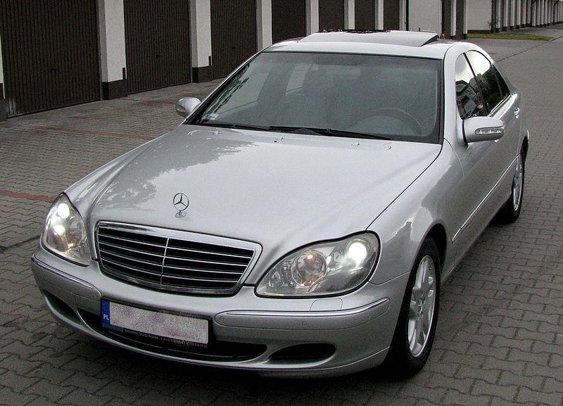 Auto - Limuzyna do ślubu MERCEDES KLASA 