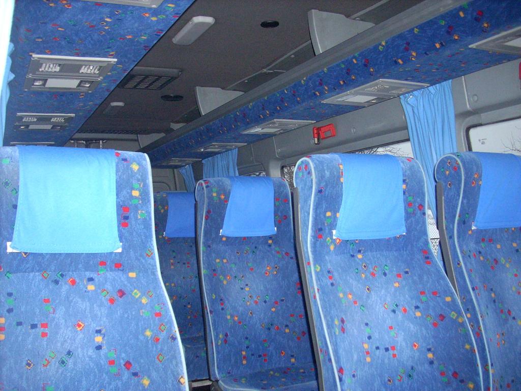 PRZEWÓZ OSÓB. WYNAJEM BUSÓW. KRAJ I ZAGRANICA.