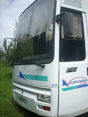 PRZEWÓZ OSÓB. WYNAJEM BUSÓW. KRAJ I ZAGRANICA.