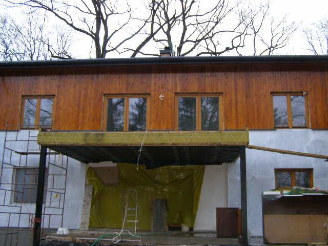 Budowa konstrukcji pod lekki balkon i oranżerię