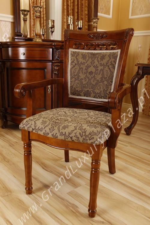 Zdobione krzesło z podłokietnikami #8010a, Stara Iwiczna, mazowieckie