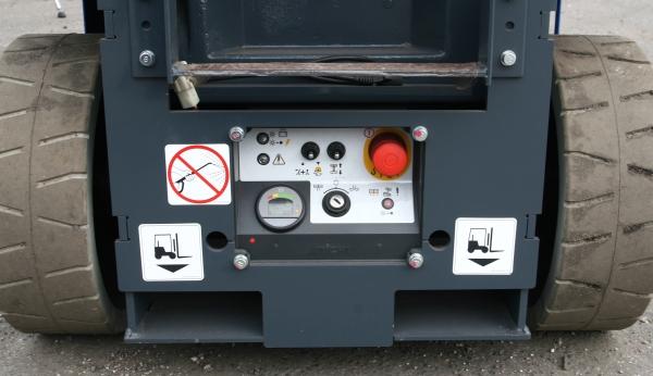 Podnośnik nożycowy elektryczny - WINDEX, CHOJNICE, WARSZAWA, POZNAŃ, CAŁA POLSKA, pomorskie