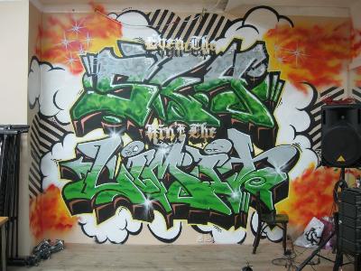 Graffiti/mural - Even The Sky Ain't The Limit - Studio Tańca - kliknij, aby powiększyć
