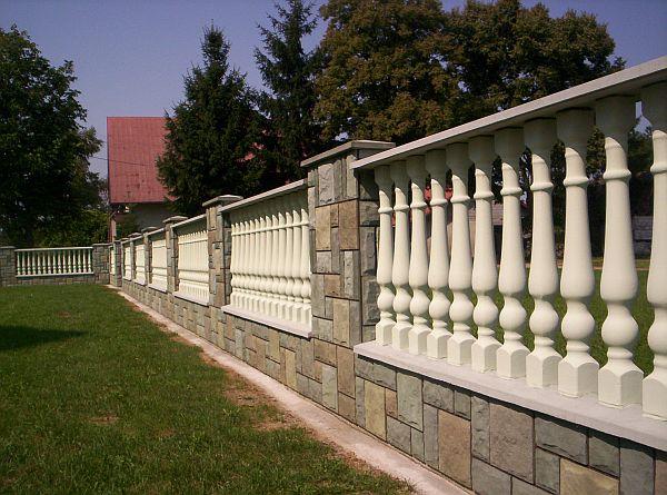 Ogrodzenie betonowe z tralek