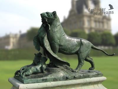 Paryż - rzeźba Auguste Cain - Tygrysica z pawiem dla młodych - kliknij, aby powiększyć