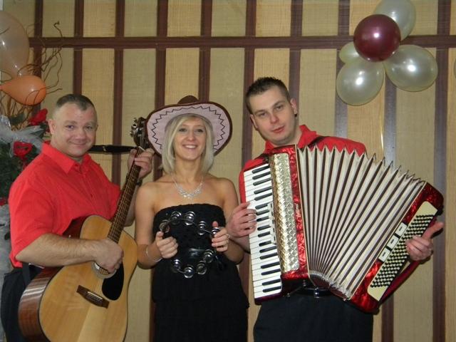 Zespół muzyczny BONASERA  z Włocławka, Włocławek, kujawsko-pomorskie