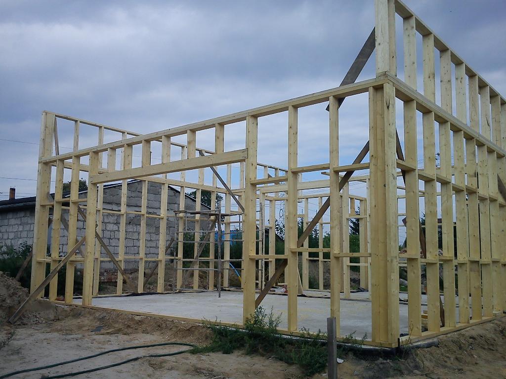 Budowa domów murowanych oraz drewnianych, Żołędowo, kujawsko-pomorskie