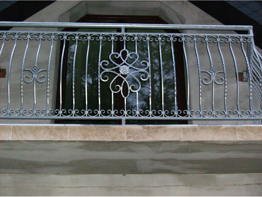 OGRODZENIA,BALUSTRADY,BALKONY KUTE, CZĘSTOCHOWA,KONOPISKA, śląskie