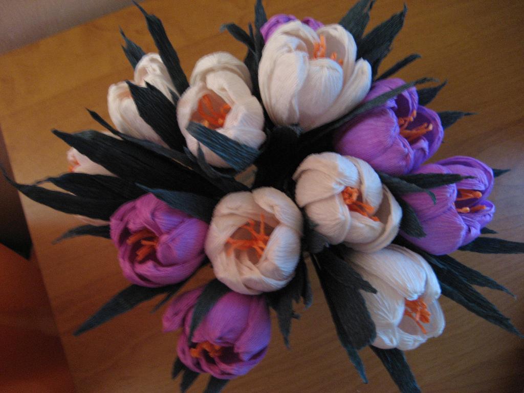 Wykonam kwiaty i dekoracje (np. ślubne) z krepiny