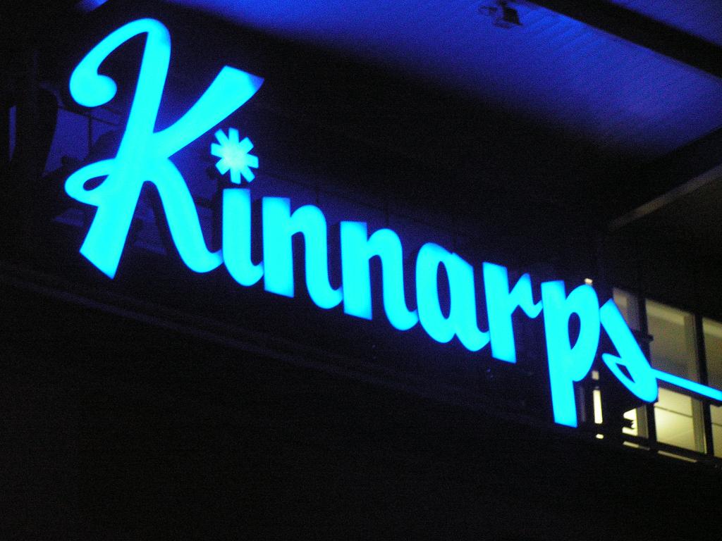Logo przestrzenne Kinarps