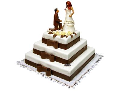 Tort weselny w stylu angielskim - kliknij, aby powiększyć