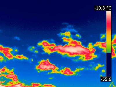 Zdjęcie termowizyjne nieba - kliknij, aby powiększyć
