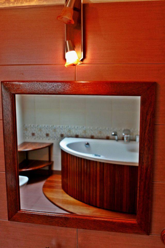 Łazienka  w drewnie egzotycznym
