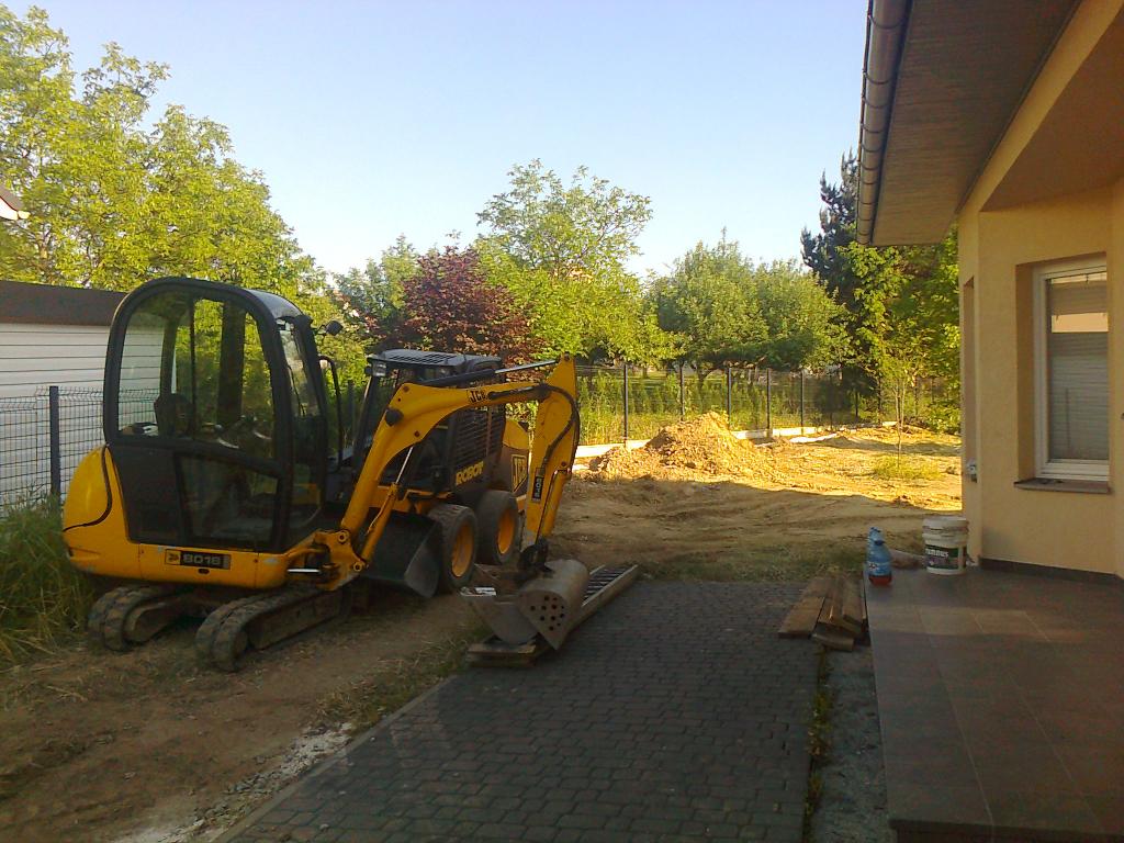 Usługi wynajem BOBCAT kraków bobcatem bobcata jcb, małopolskie