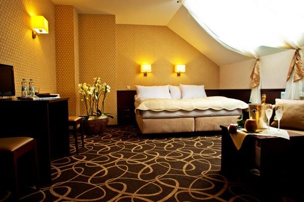 Konferencje, hotel, restauracja, wesela, chrzciny, Świdnik, lubelskie