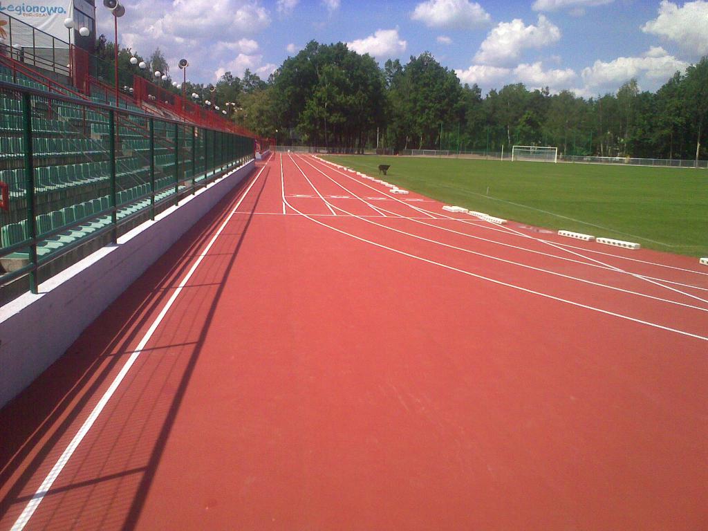 Malowanie linii na boiskach i stadionach LA,, Samice, łódzkie