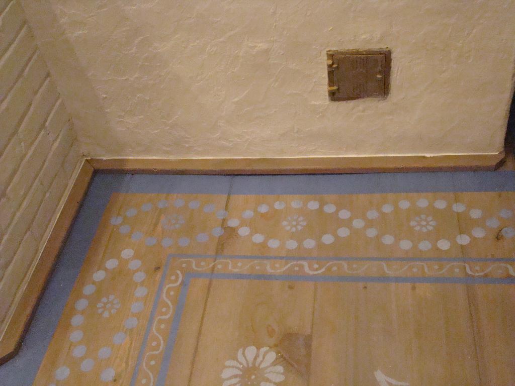 malujemy na podłogach różne  wzory-