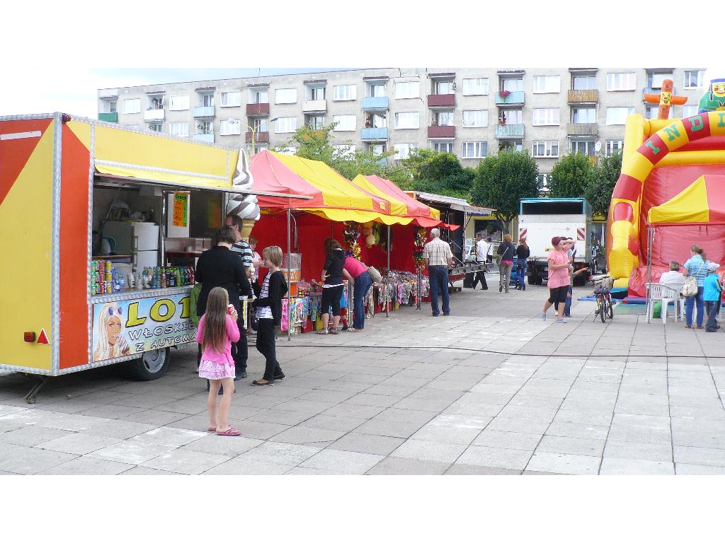 Atrakcje dmuchane zjeżdżalnie ,zamki do skakania,place zabaw, wynajem, Nowogard, zachodniopomorskie
