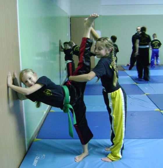 Kick-boxing, karate sportowe, dzieci, zajęcia, gimnastyka, treningi, Warszawa Mokotów, mazowieckie