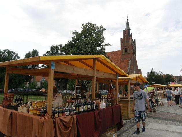 Dzierżawa domków i chatek jarmarkowych na jarmarki, dożynki, targi.