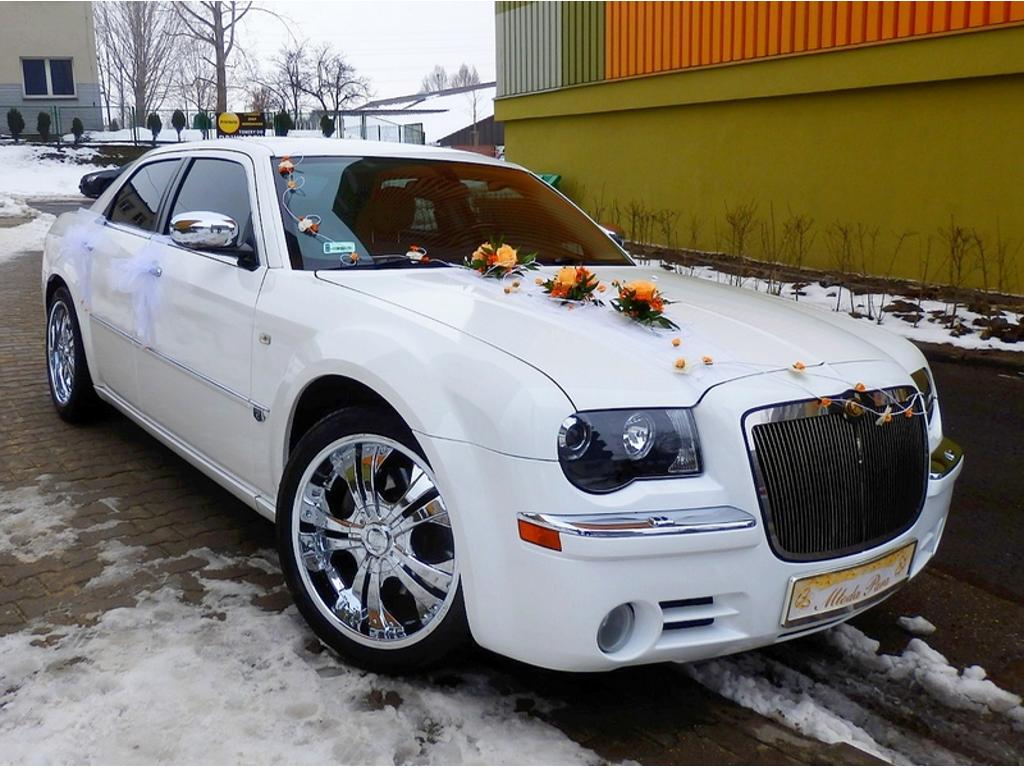 Chrysler 300 C - wynajem llimuzyna na ślub, Żory, śląskie