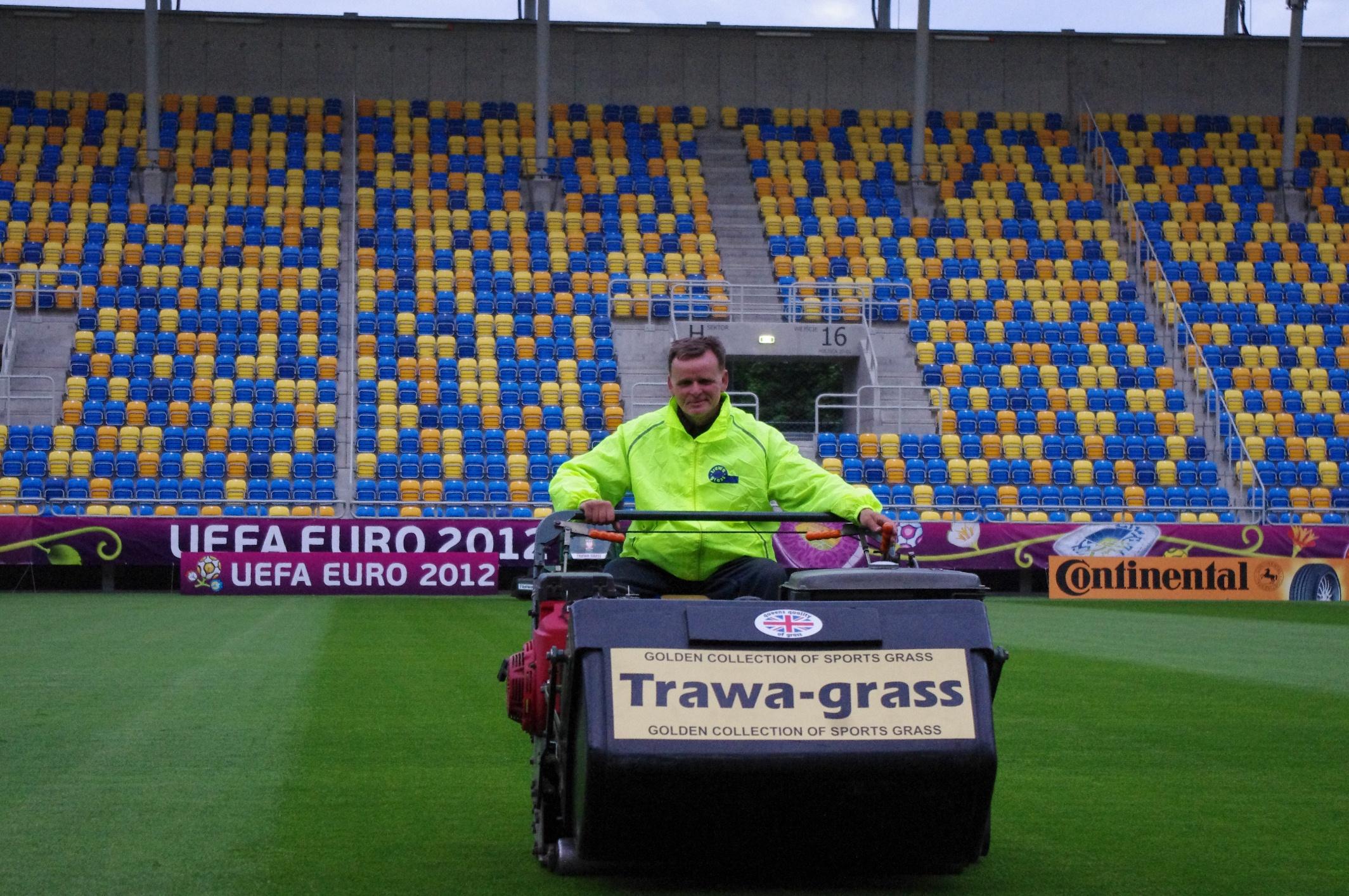 obsługa boisk EURO 2012 TRÓJMIASTO  firma TRAWA-GRASS