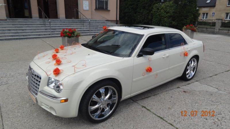 Biały chrysler 300c, samochody slubne, auta na Wesela, SLASK, Świerklany, śląskie