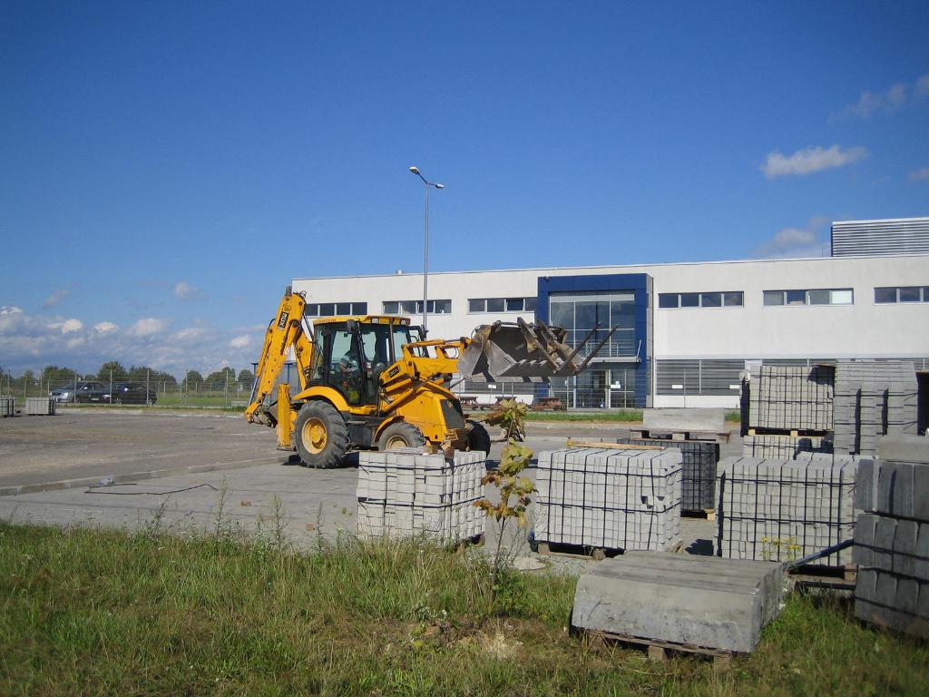 Usługi koparką Żary, usługi koparko-ładowarką, brukarstwo Żary, Żary, Żagań, Lubsko, Zielona Góra, Gubin, lubuskie